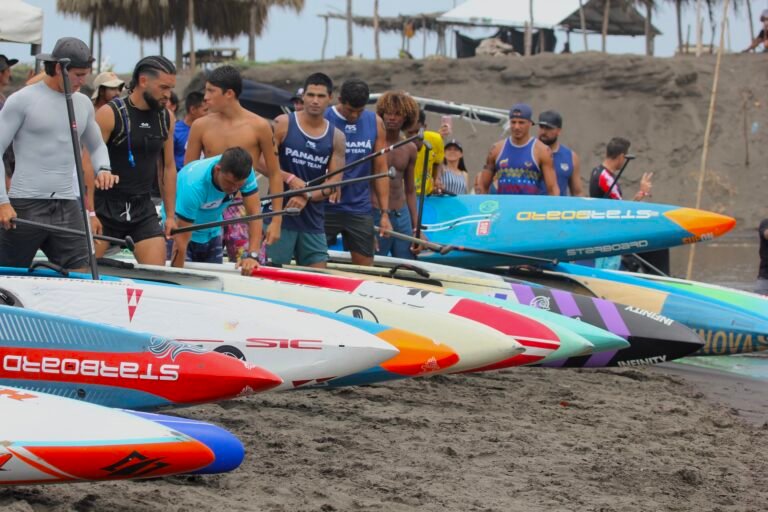 Guatemala recibe los XII Juegos Centroamericanos 2025 con acción en SUP Race